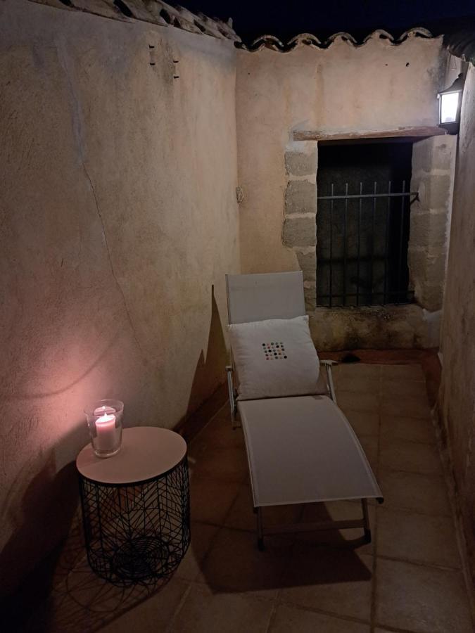 La Maison De Gisele Bed and Breakfast Saint-Victor-des-Oules Exterior foto