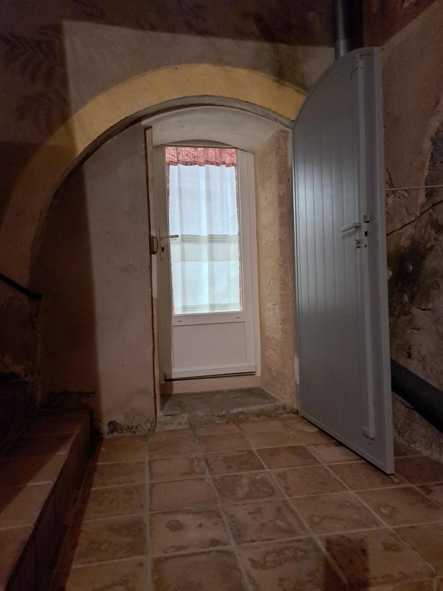 La Maison De Gisele Bed and Breakfast Saint-Victor-des-Oules Exterior foto